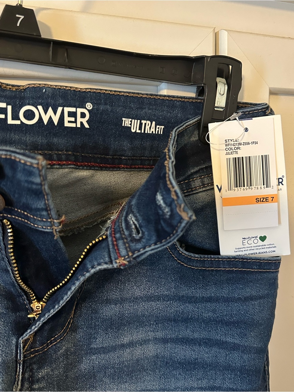 Wallflower Blue Cropped Cuffed Jeans - Picture 6 of 9